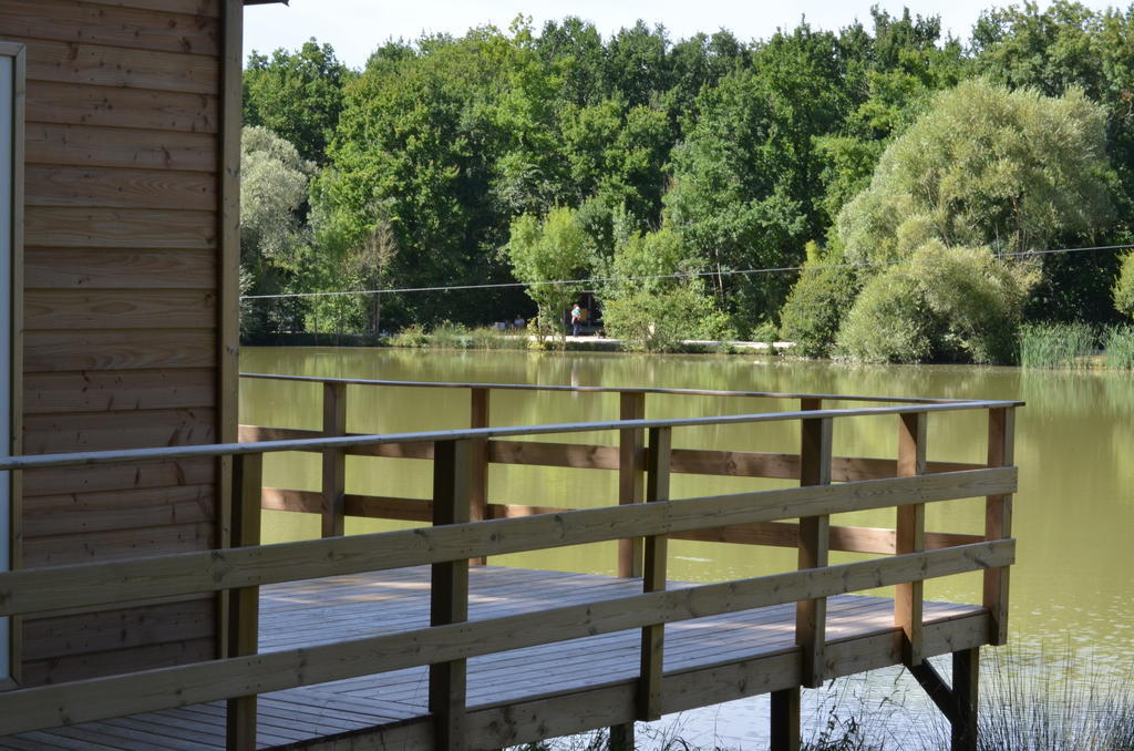 Chalet De La Heronniere Chef-Boutonne Zewnętrze zdjęcie